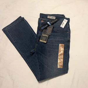Cremieux Jeans NWT 36 x 32 Coolmax Stretch Denim